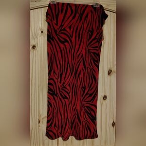 Per Se Women's Sheer Red and Black Zebra-Print Skirt With Slit Size Large